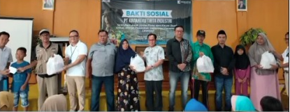 Bakti Sosial PT Krakatau Tirta Industri Santunan Anak Yatim Dan Kaum Dhuafa Untuk Warga Kelurahan Kebonsari Kecamatan Citangkil